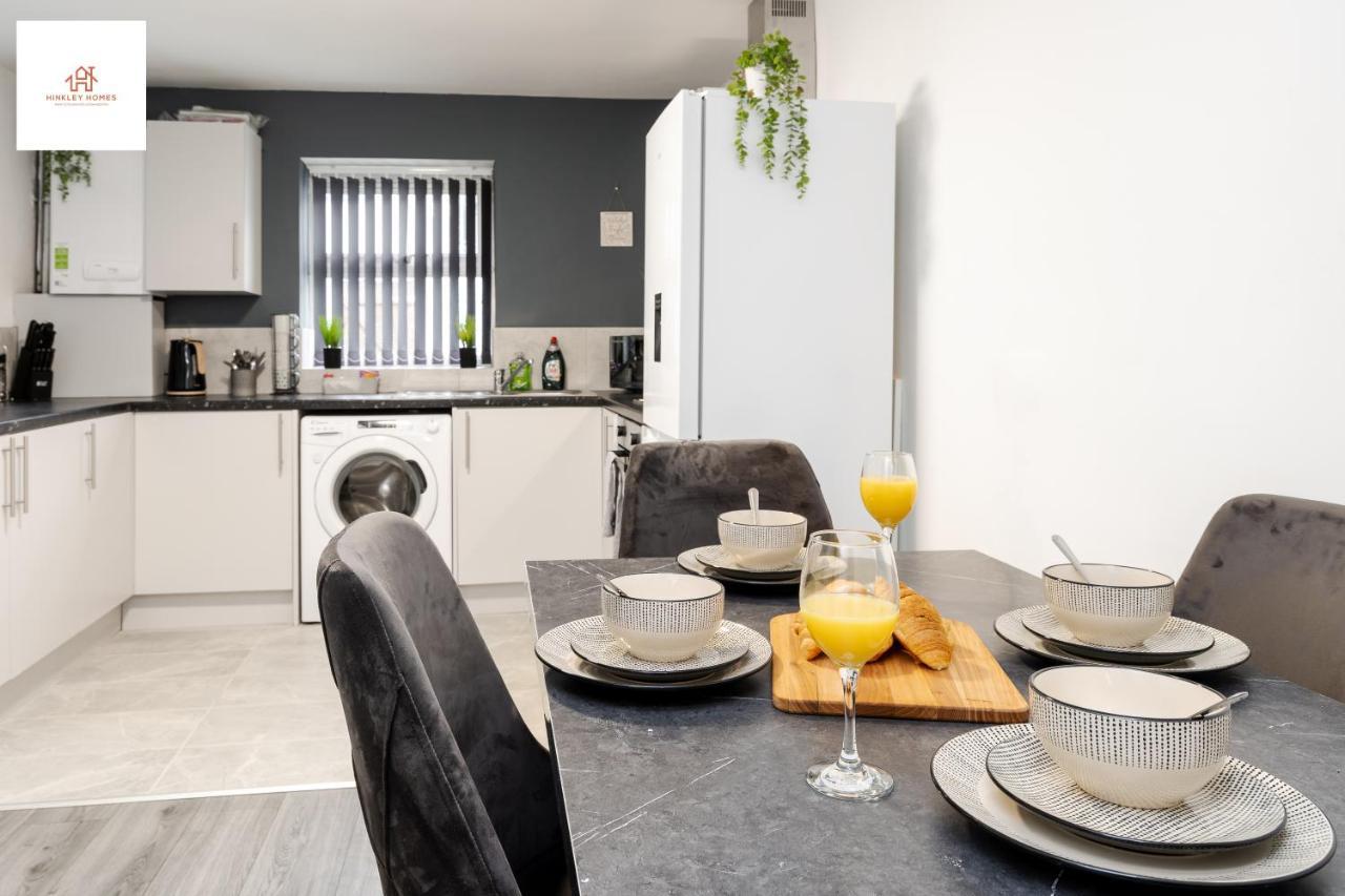 Immaculate 4 Bed In Liverpool By Hinkley Homes Short Lets & Serviced Accommodation 외부 사진